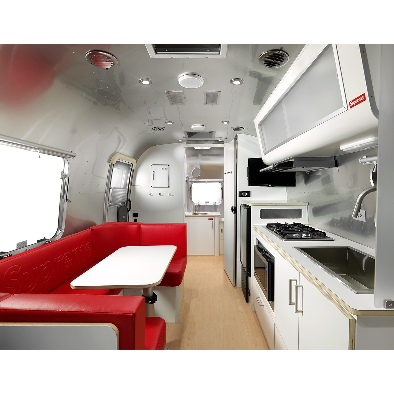 Supreme®/Airstream® Travel Trailer view 8